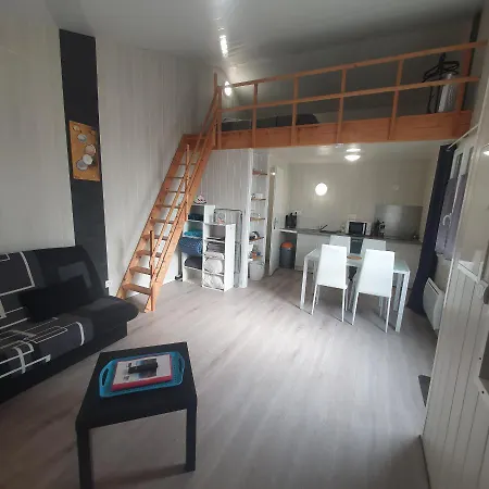 Grand studio au cœur de l'Auvergne Brassac-les-Mines Extérieur photo