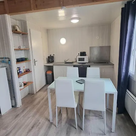 Grand studio au cœur de l'Auvergne Brassac-les-Mines Extérieur photo